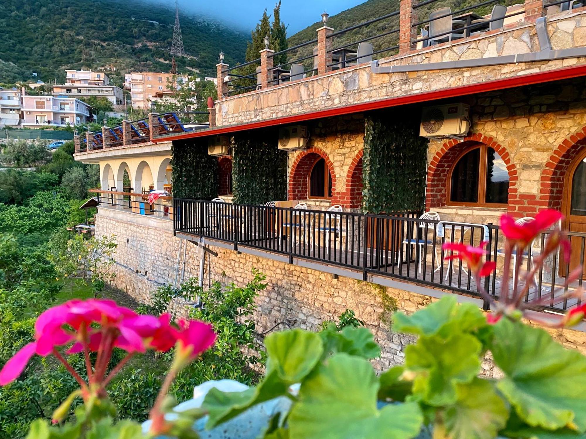Itaka Summer Rooms Lukova Exterior foto